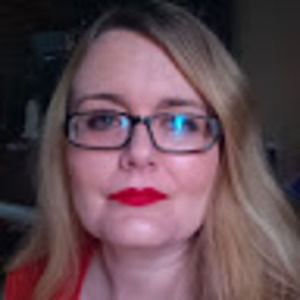 Meet your Posher, Maeve